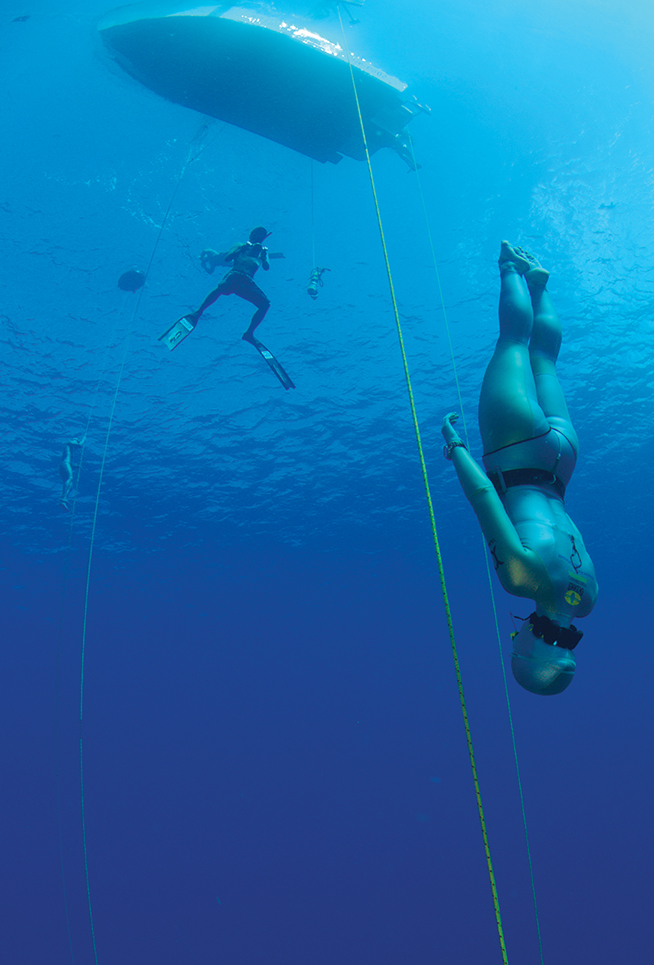 scuba-diving-world-records-dive-magazine